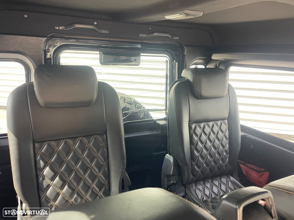 Land Rover Defender 110 Station Wagon Style - 17