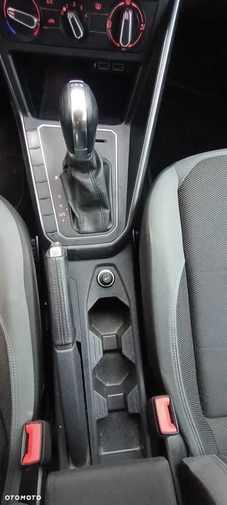 Volkswagen Polo 1.0 TSI OPF DSG R-Line - 23