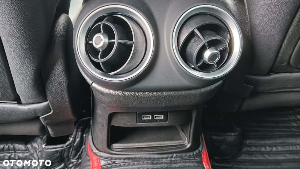 Alfa Romeo Stelvio 2.0 Turbo Executive Q4 - 27