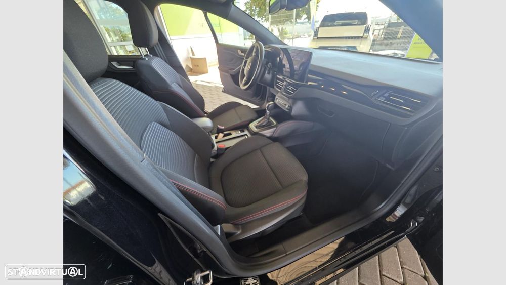 Ford Focus SW 1.0 EcoBoost MHEV ST-Line Aut. - 15