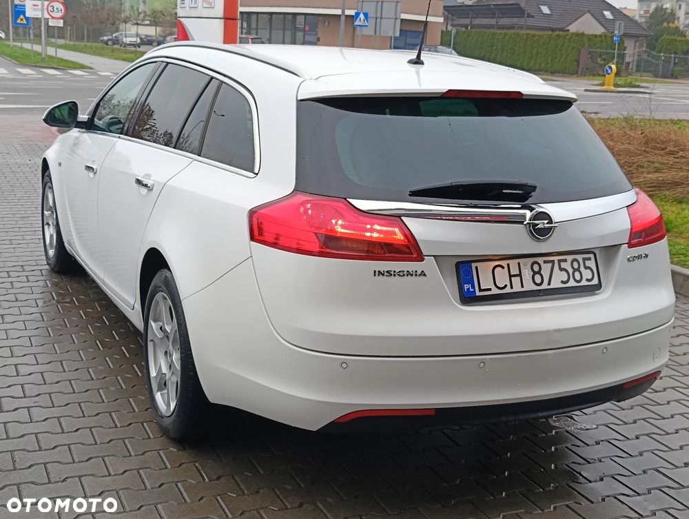 Opel Insignia - 2