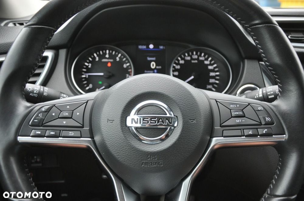 Nissan Qashqai 1.3 DIG-T N-Connecta EU6d - 14
