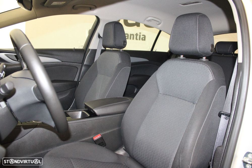 Opel Insignia Grand Sport 1.6 CDTi Business Edition - 32