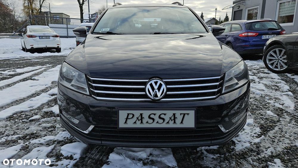 Volkswagen Passat - 11