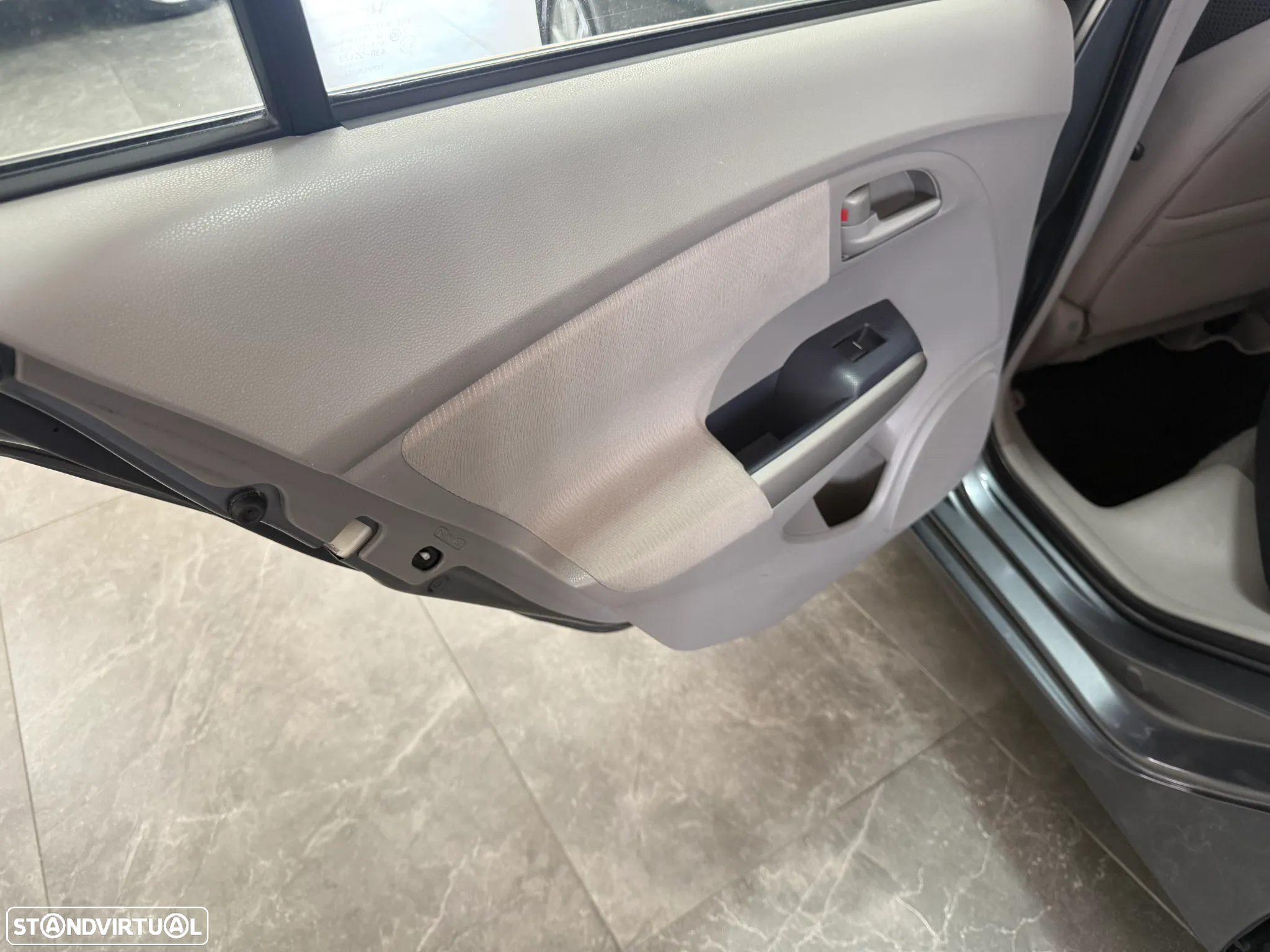 Honda Insight 1.3 IMA i-VTEC Elegance - 11