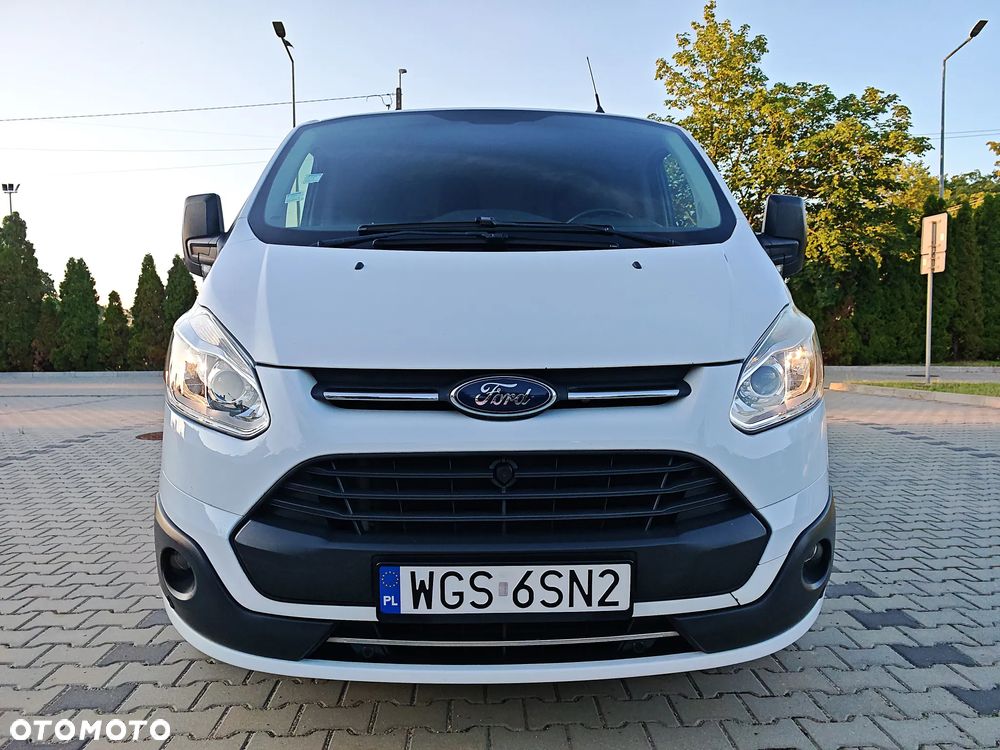Ford TRANSIT CUSTOM - 18