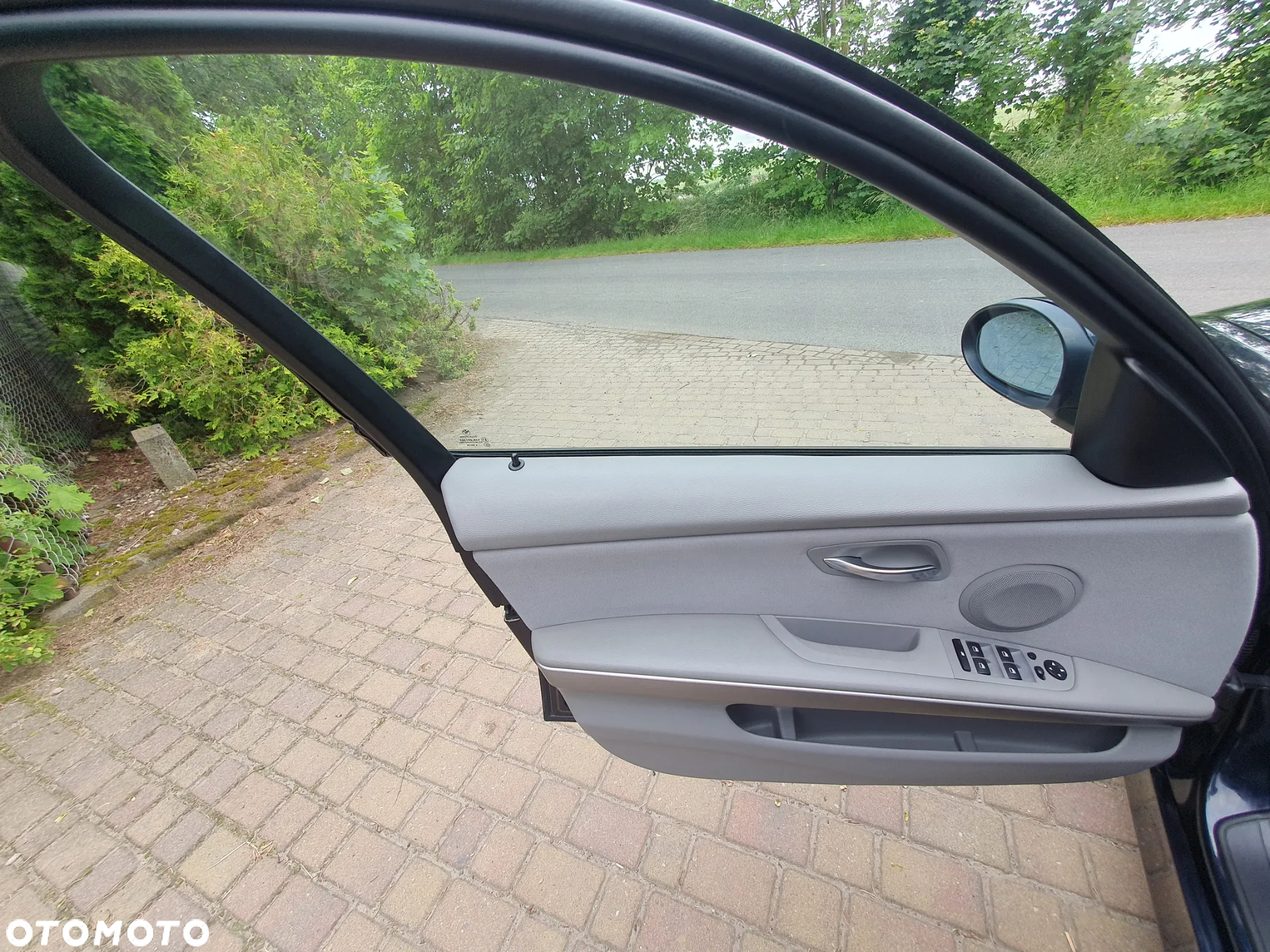 BMW Seria 3 320d - 8