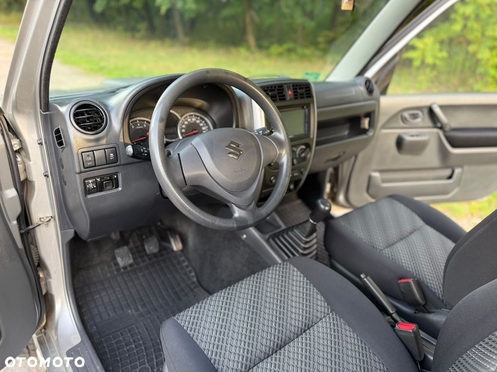 Suzuki Jimny 1.3 Club - 17