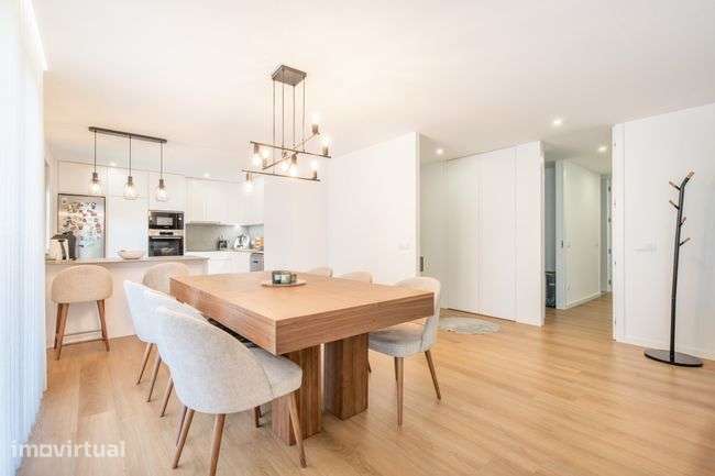 Apartamento T3 Semi-novo com Varandas em Real, Braga - Grande imagem: 3/30