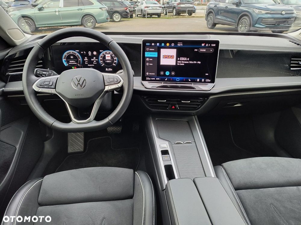 Volkswagen Passat - 14