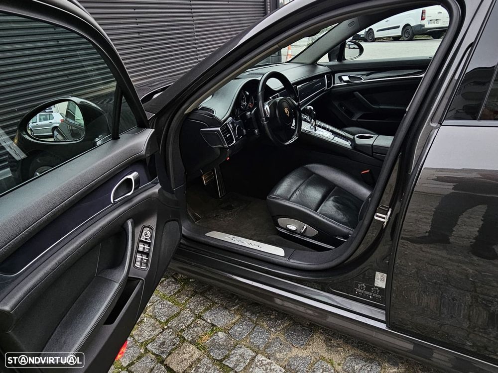 Porsche Panamera Standard - 12
