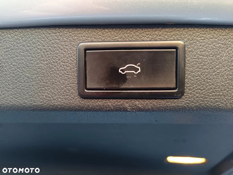 Skoda Superb 2.0 TDI Ambition - 26