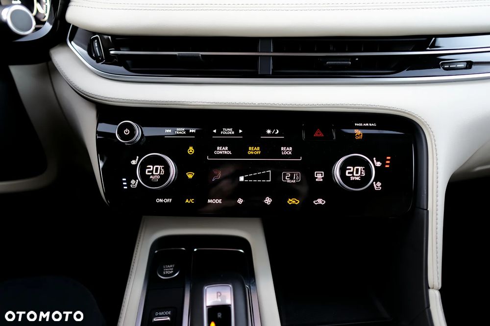 Infiniti QX60 - 32
