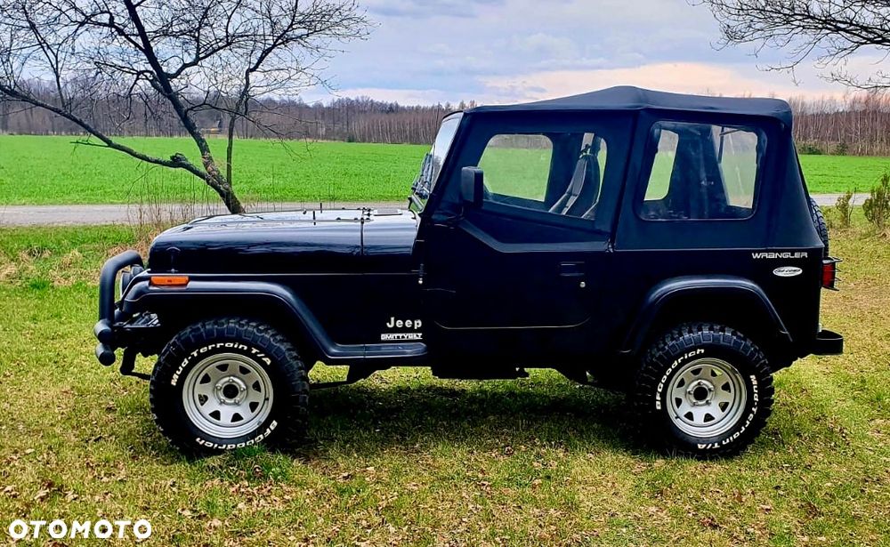 Jeep Wrangler 2.5L - 1