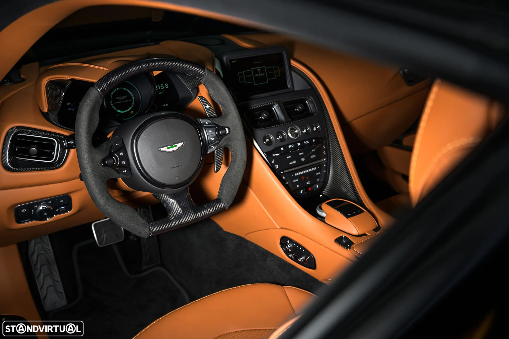 Aston Martin DBS Coupe 770 Ultimate - 38