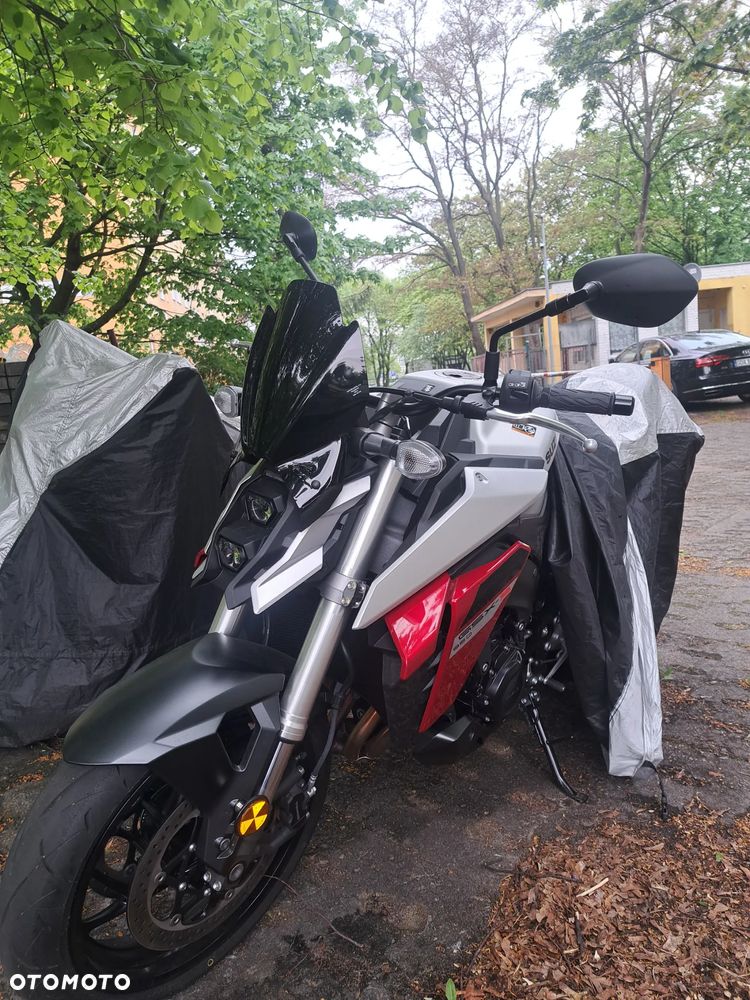 Suzuki GSX - 1