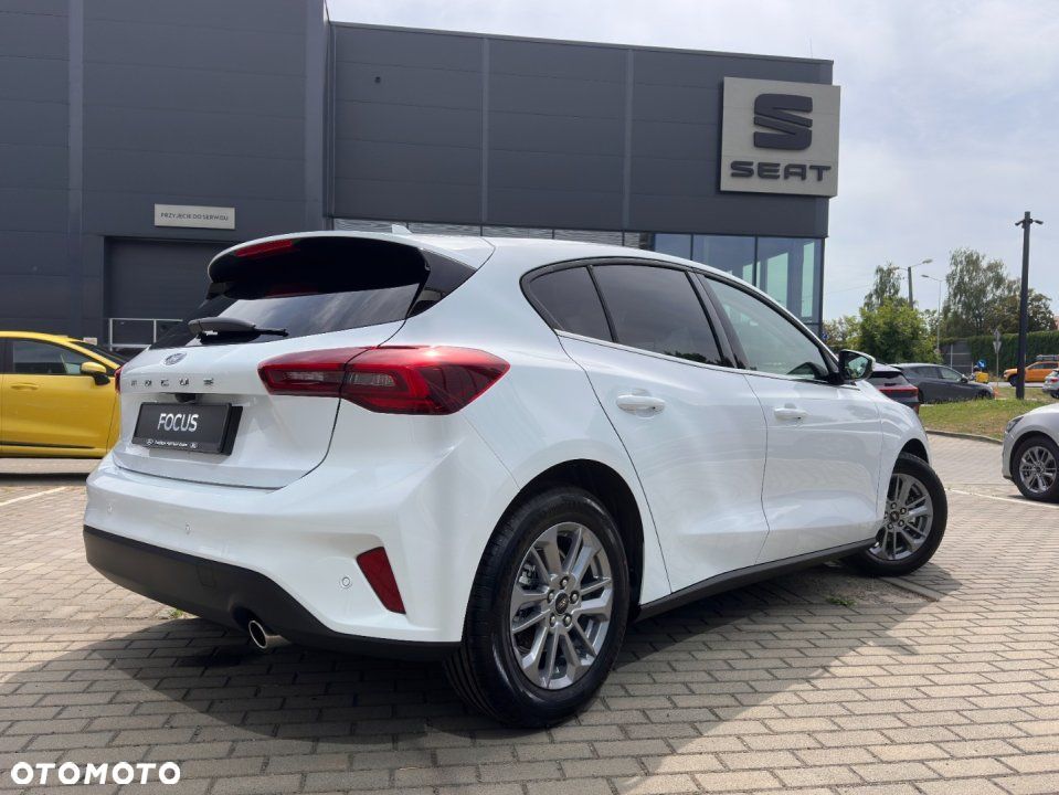 Ford Focus - 5