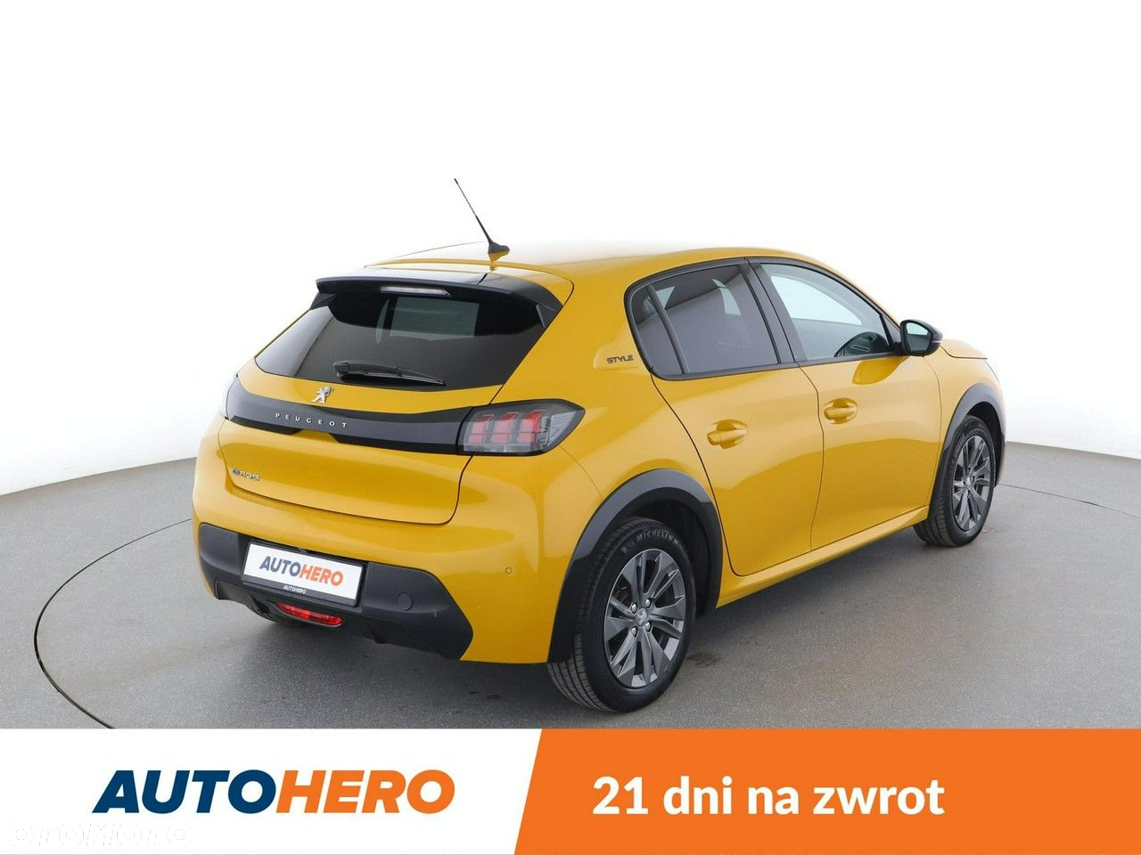 Peugeot 208 - 7