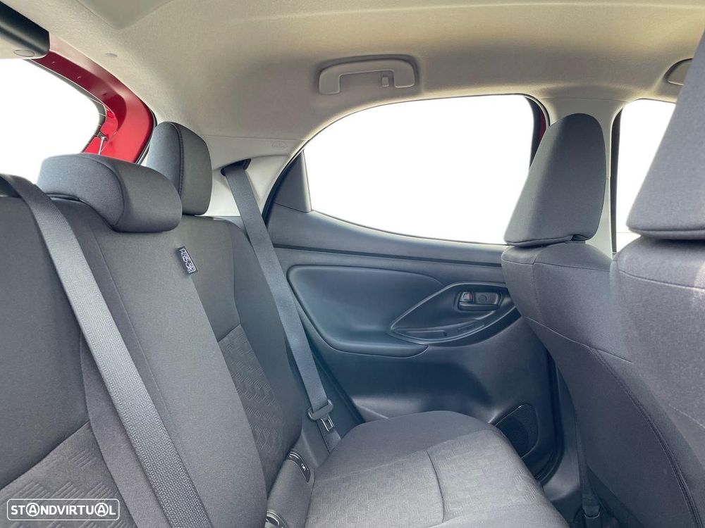Toyota Yaris - 8