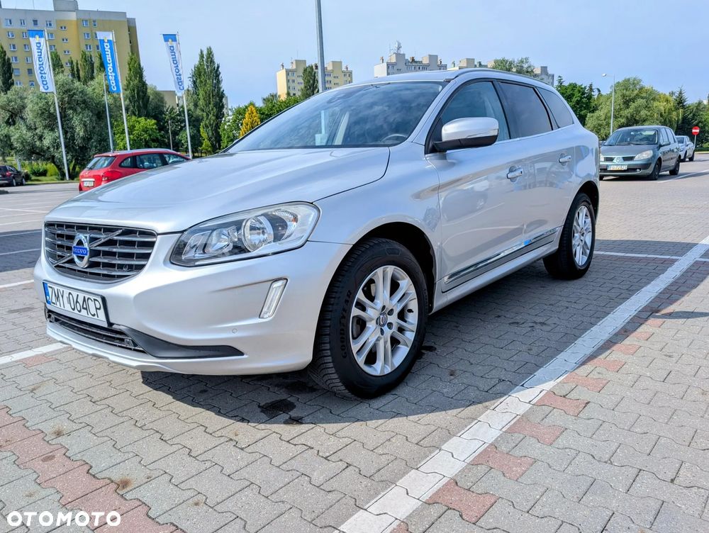 Volvo XC 60 T5 Drive-E Ocean Race - 1