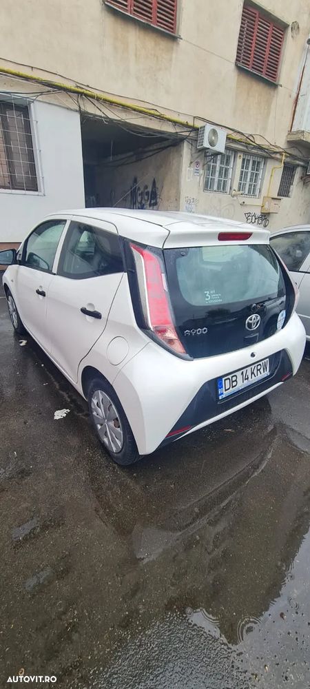 Toyota Aygo 1.0 X - 2