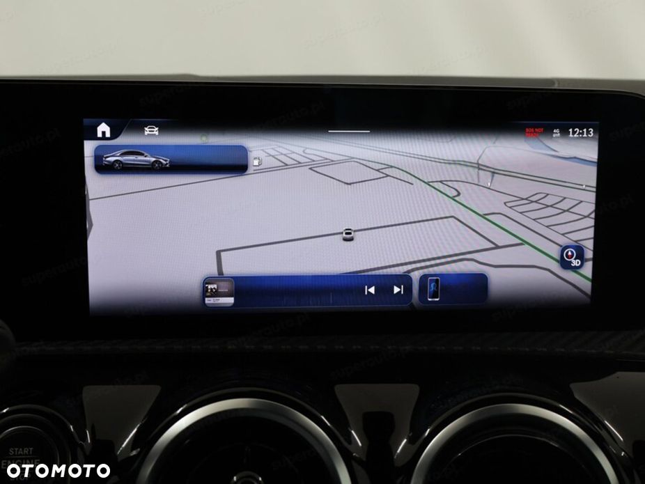 Mercedes-Benz CLA - 12