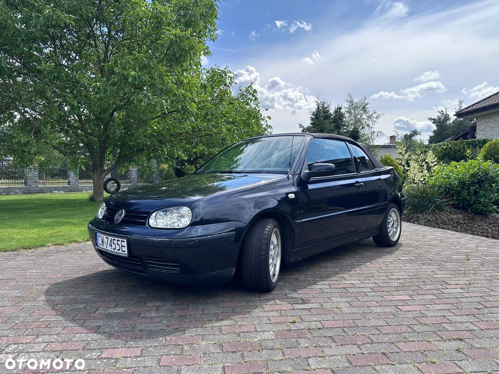 Volkswagen Golf - 8