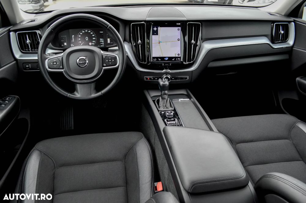 Volvo XC 60 D4 AWD Momentum - 6