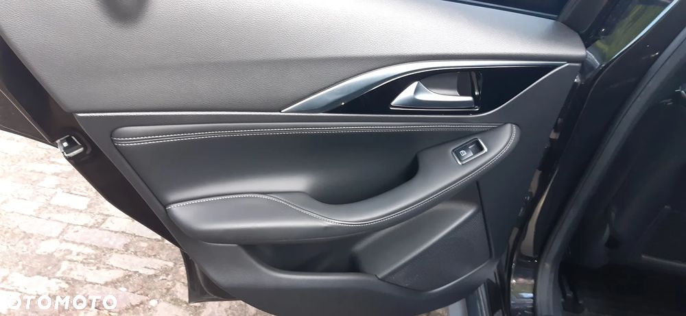 Infiniti QX30 2.0t Luxe Tech AWD 7DCT - 15
