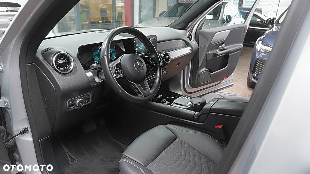 Mercedes-Benz GLB 180 7G-DCT - 13