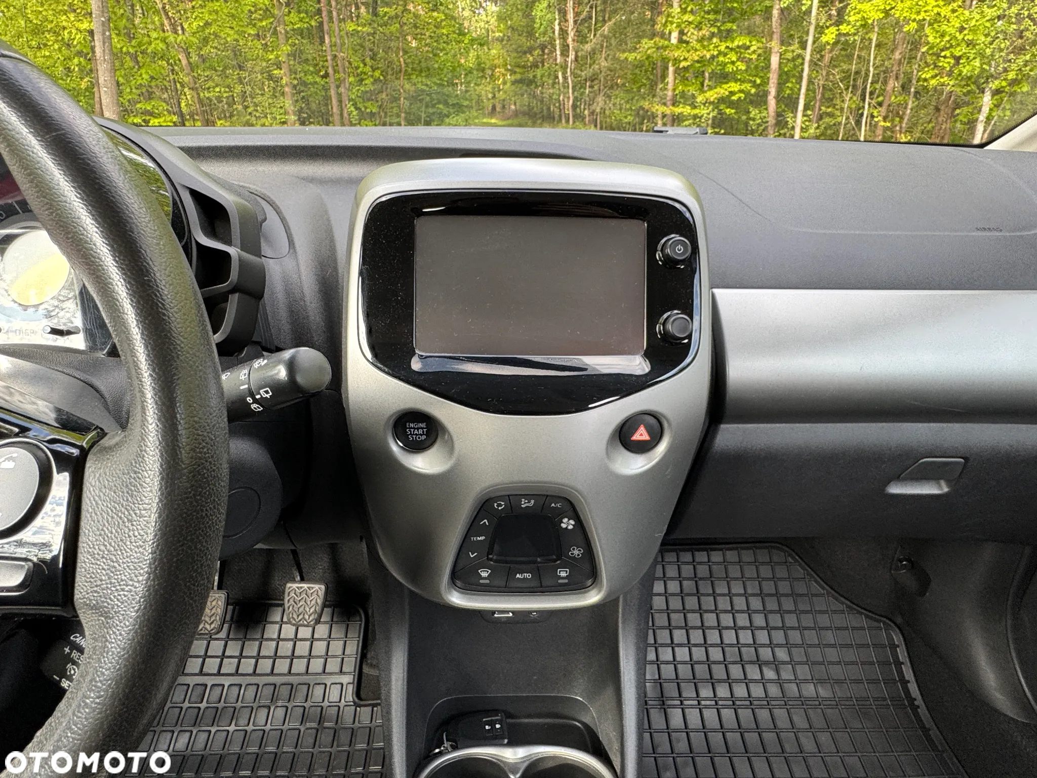 Toyota Aygo x-play Edition S+ - 16