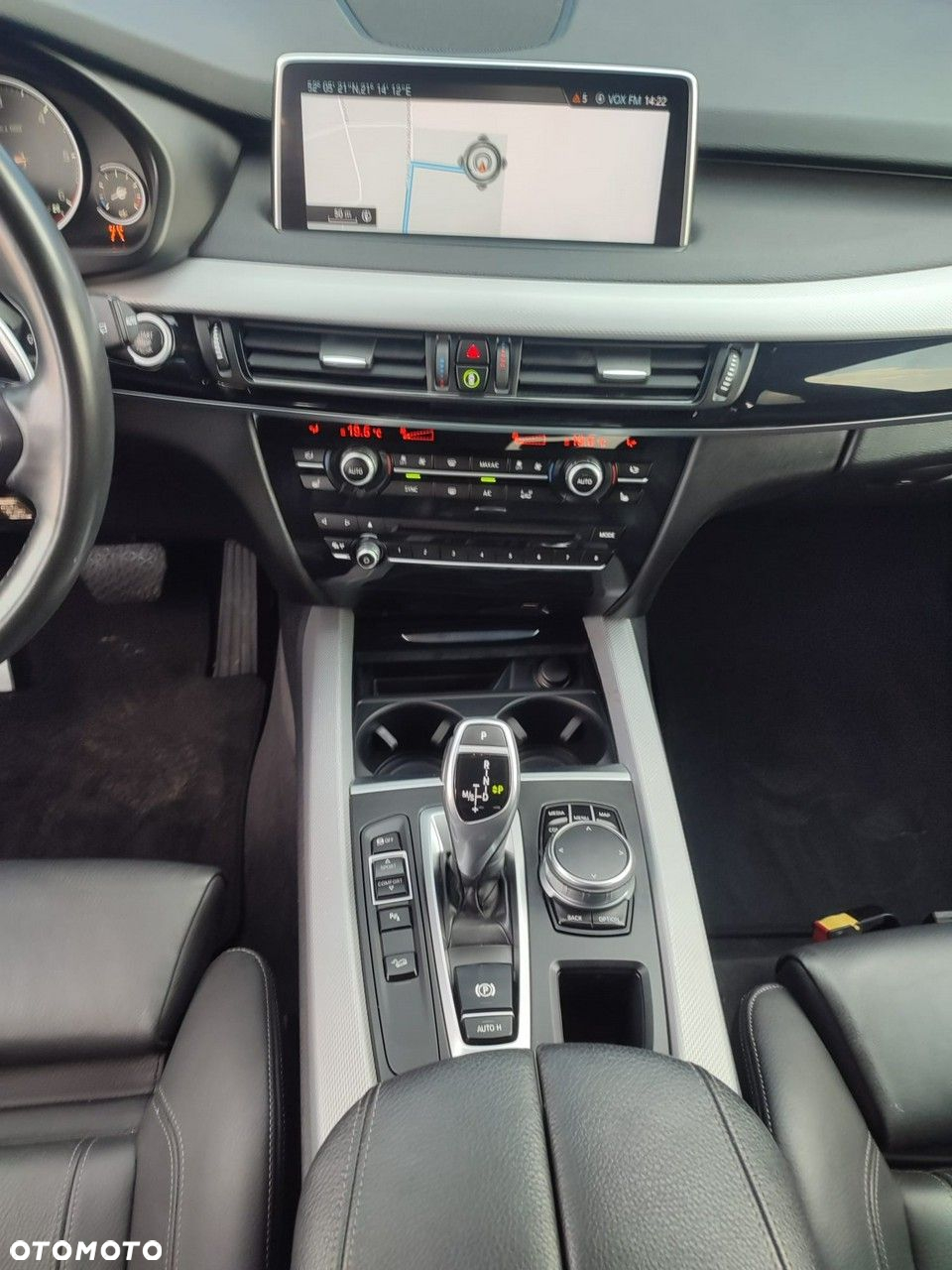 BMW X5 xDrive25d - 23