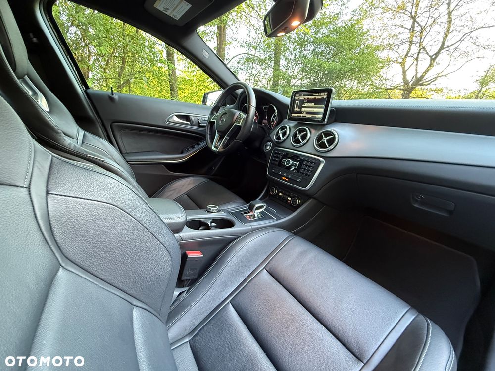 Mercedes-Benz GLA 45 AMG 4-Matic - 21