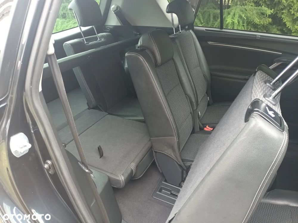 Toyota Verso 1.8 Prestige 7os EU6 - 18