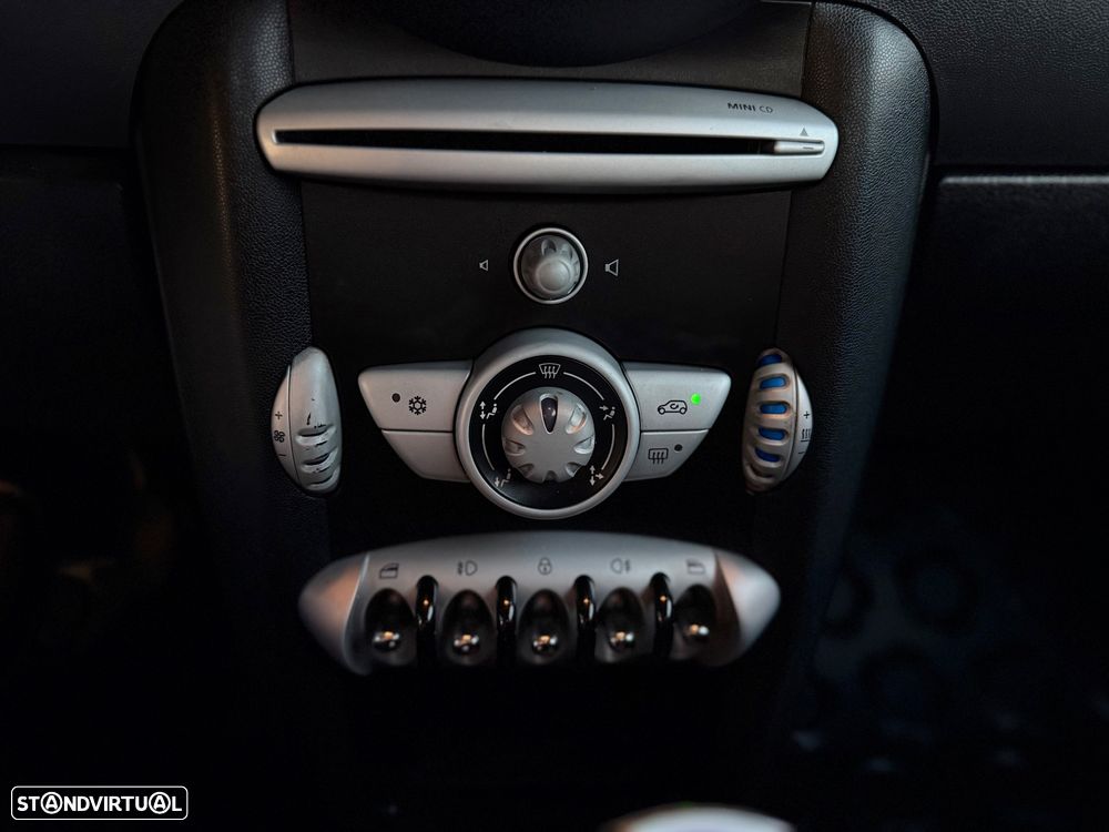 MINI 3 Portas Cooper D - 9