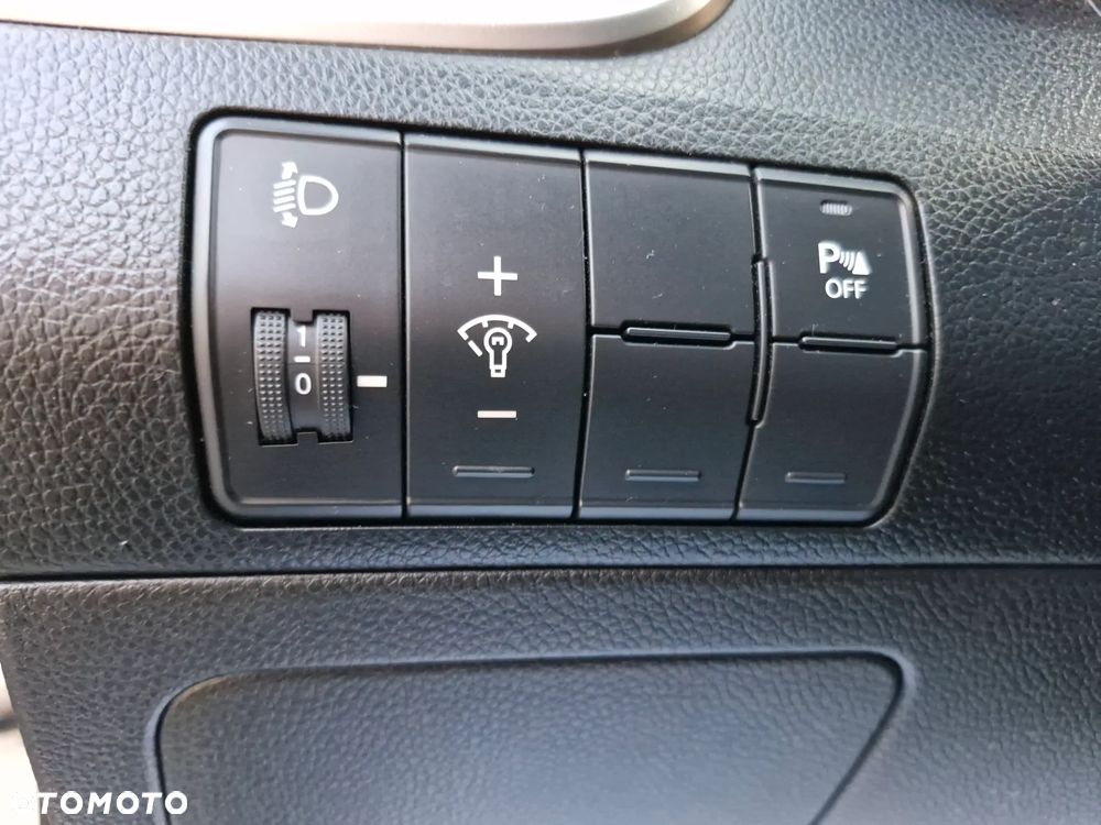 Hyundai i30 1.6 CRDi Comfort - 38