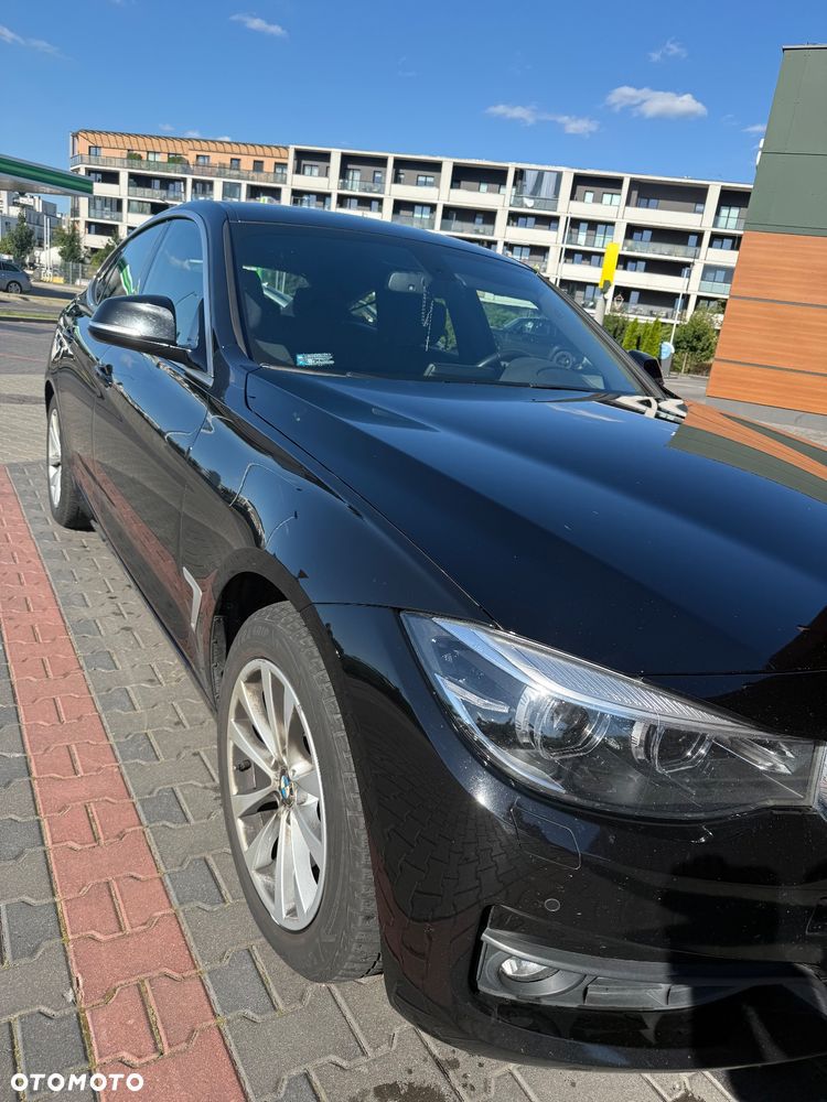 BMW 3GT 320i xDrive - 30