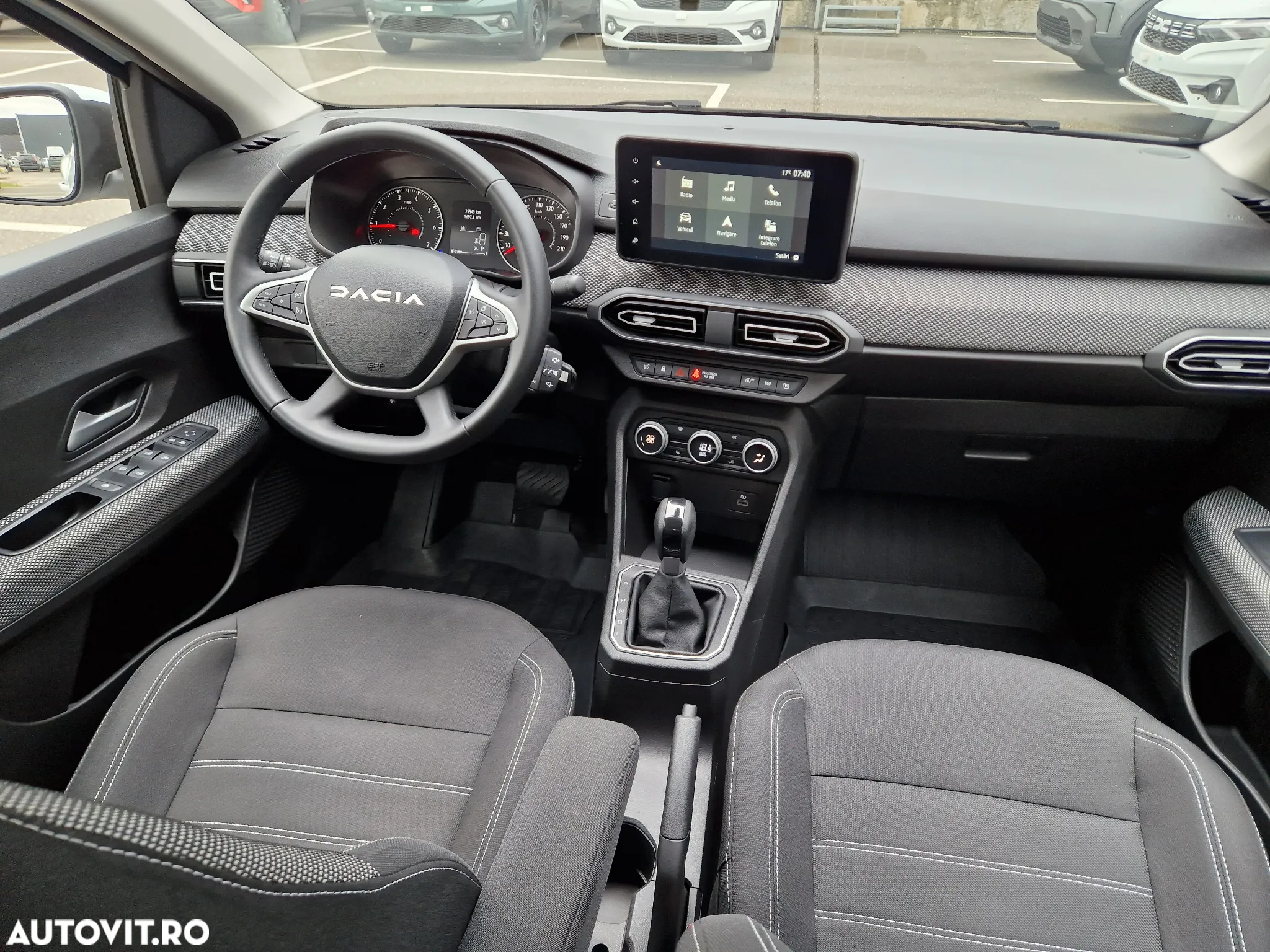 Dacia Logan TCe 90 CVT Comfort - 3