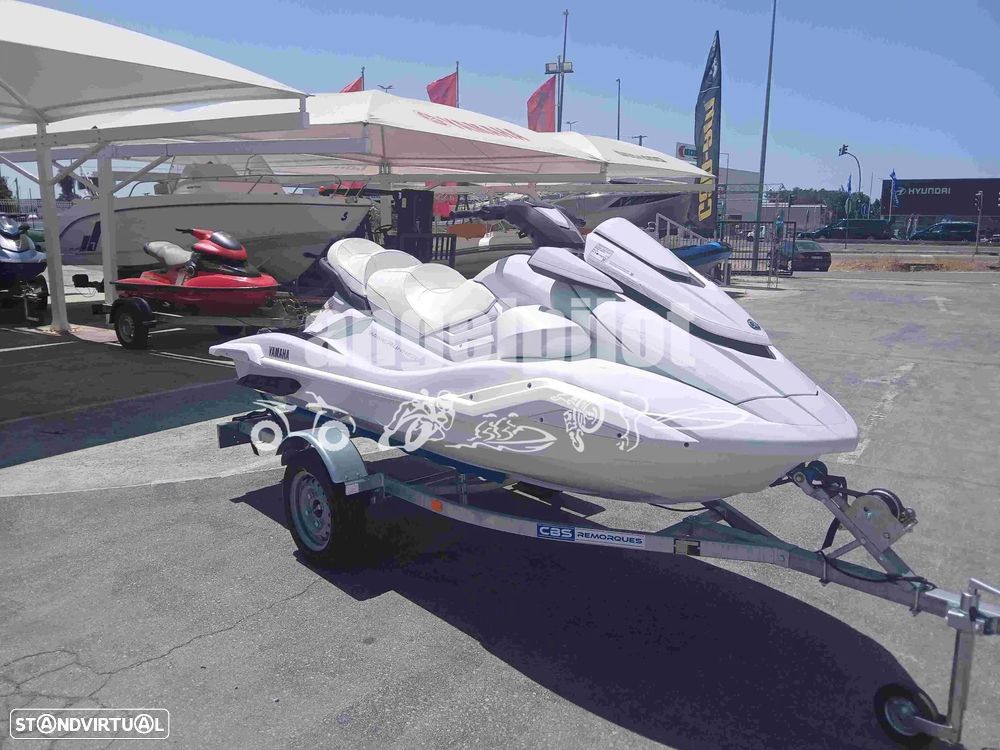 Yamaha FX Cruiser SVHO - 3