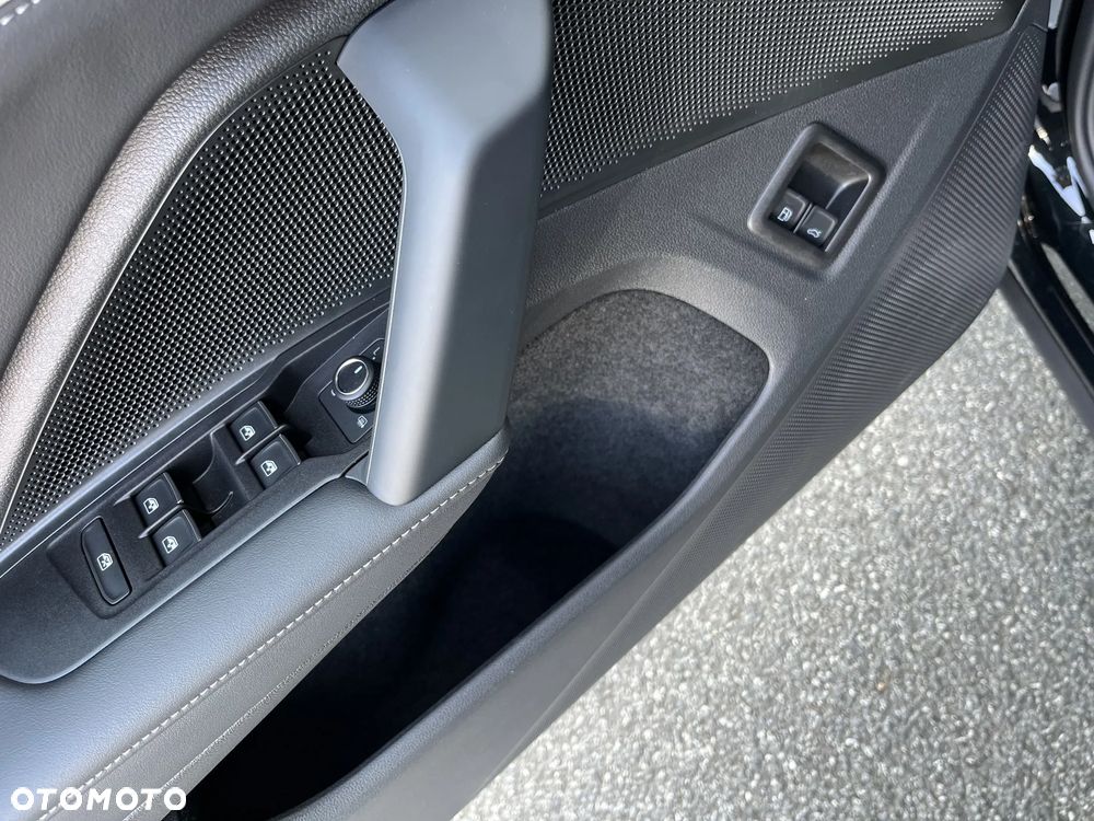 Volkswagen Tiguan 1.5 eHybrid PHEV 150kW Elegance DSG - 27