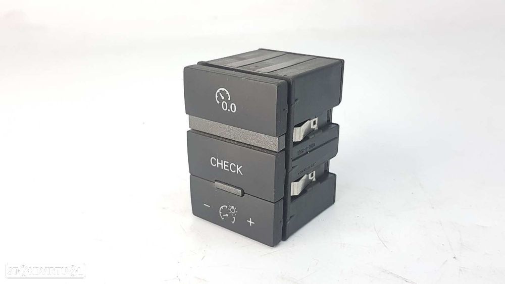 CONTROLE DE AJUSTE DA LUZ DO PAINEL DE INSTRUMENTOS AUDI A6 AVANT (4F5) 2.0 TDI - 3