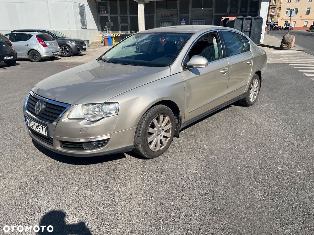 Volkswagen Passat 2.0 TDI DPF Comfortline - 1