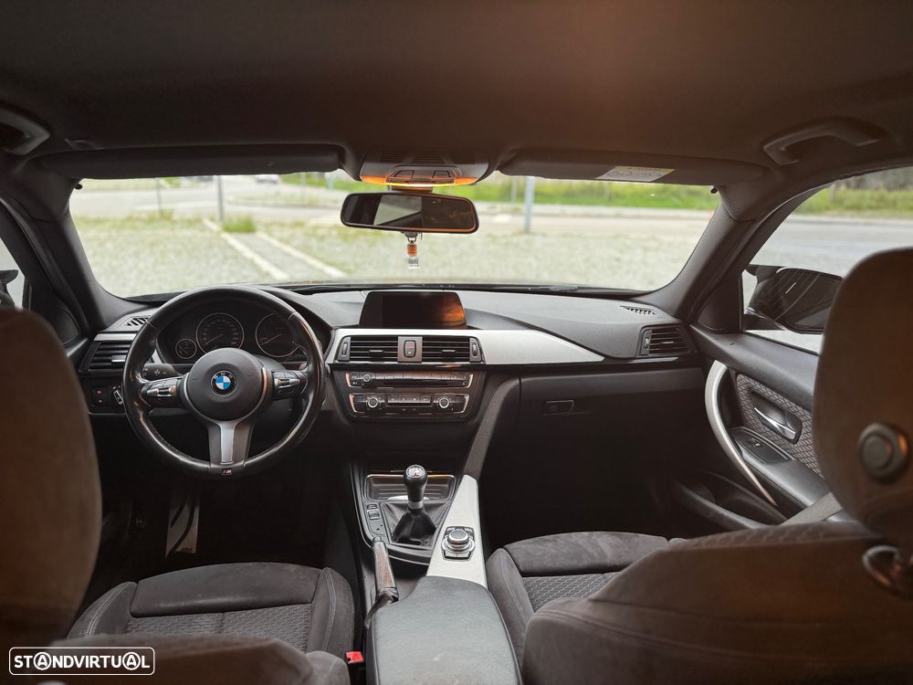 BMW 318 d Pack M - 9