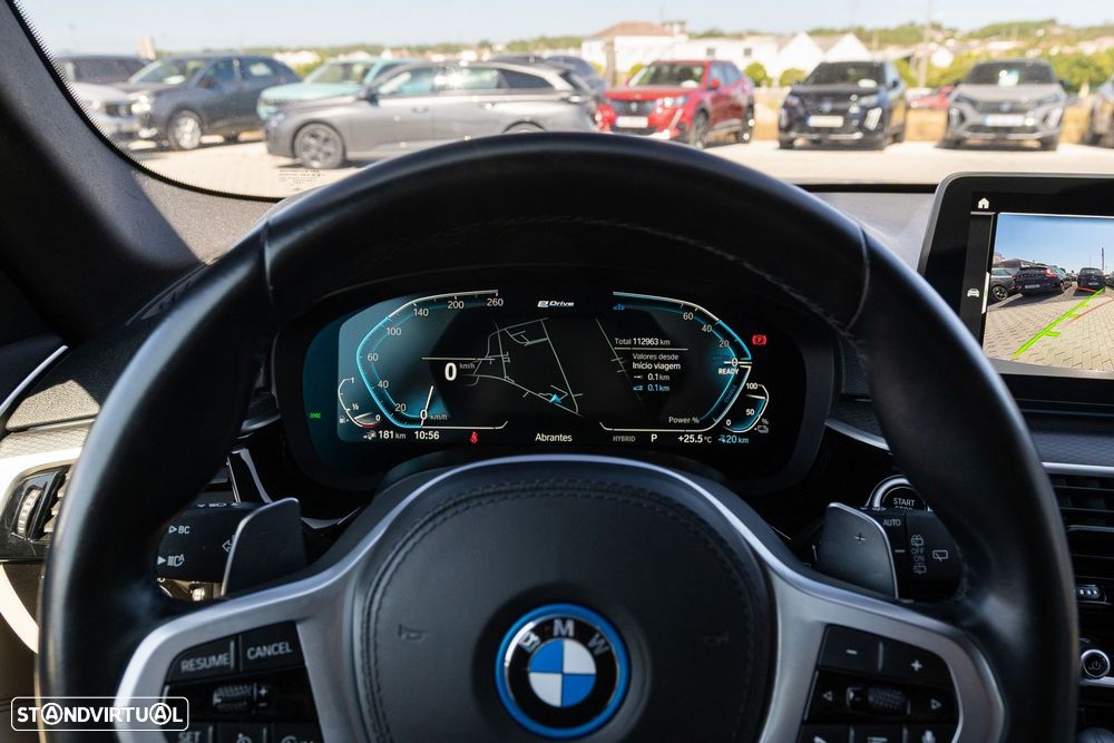 BMW 520 e Pack M - 19