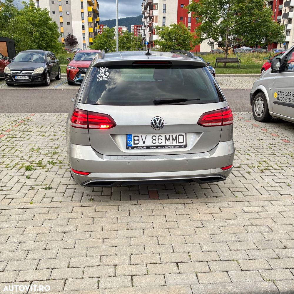 Volkswagen Golf 2.0 TDI DSG Comfortline - 3