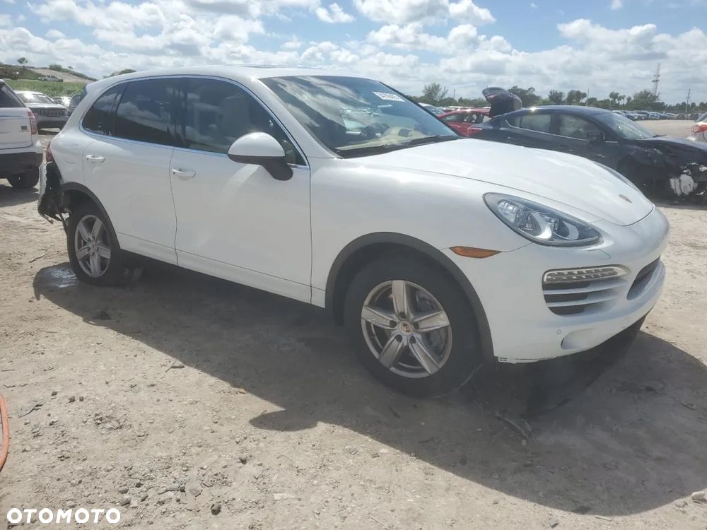 Porsche Cayenne - 37