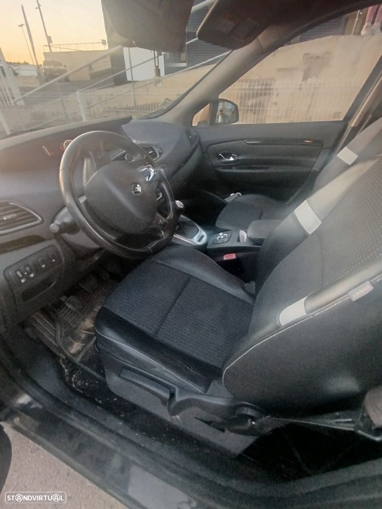 Renault Grand Scénic - 6