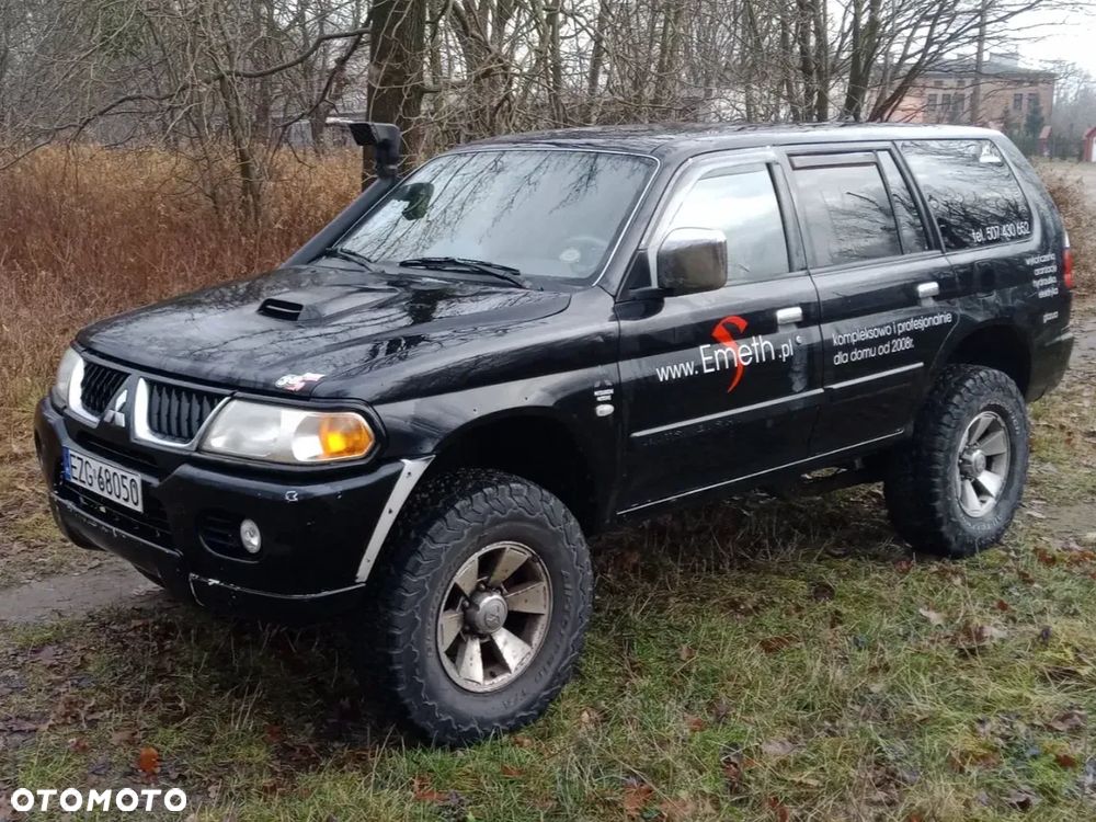 Mitsubishi Pajero Sport - 3