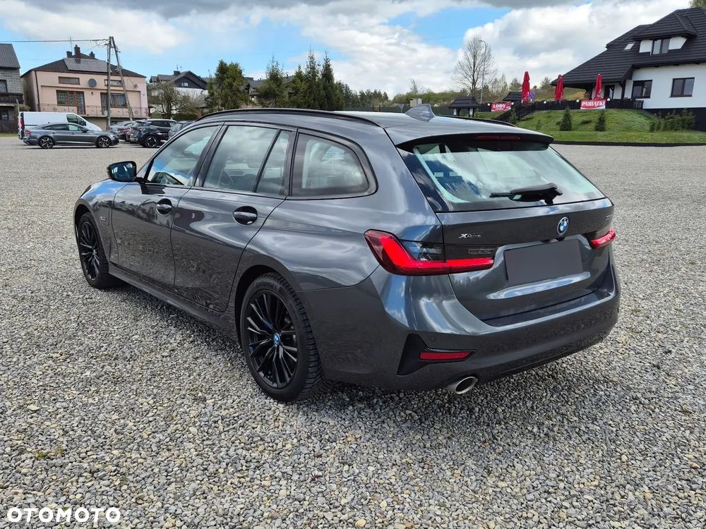 BMW Seria 3 330e xDrive Sport Line - 5