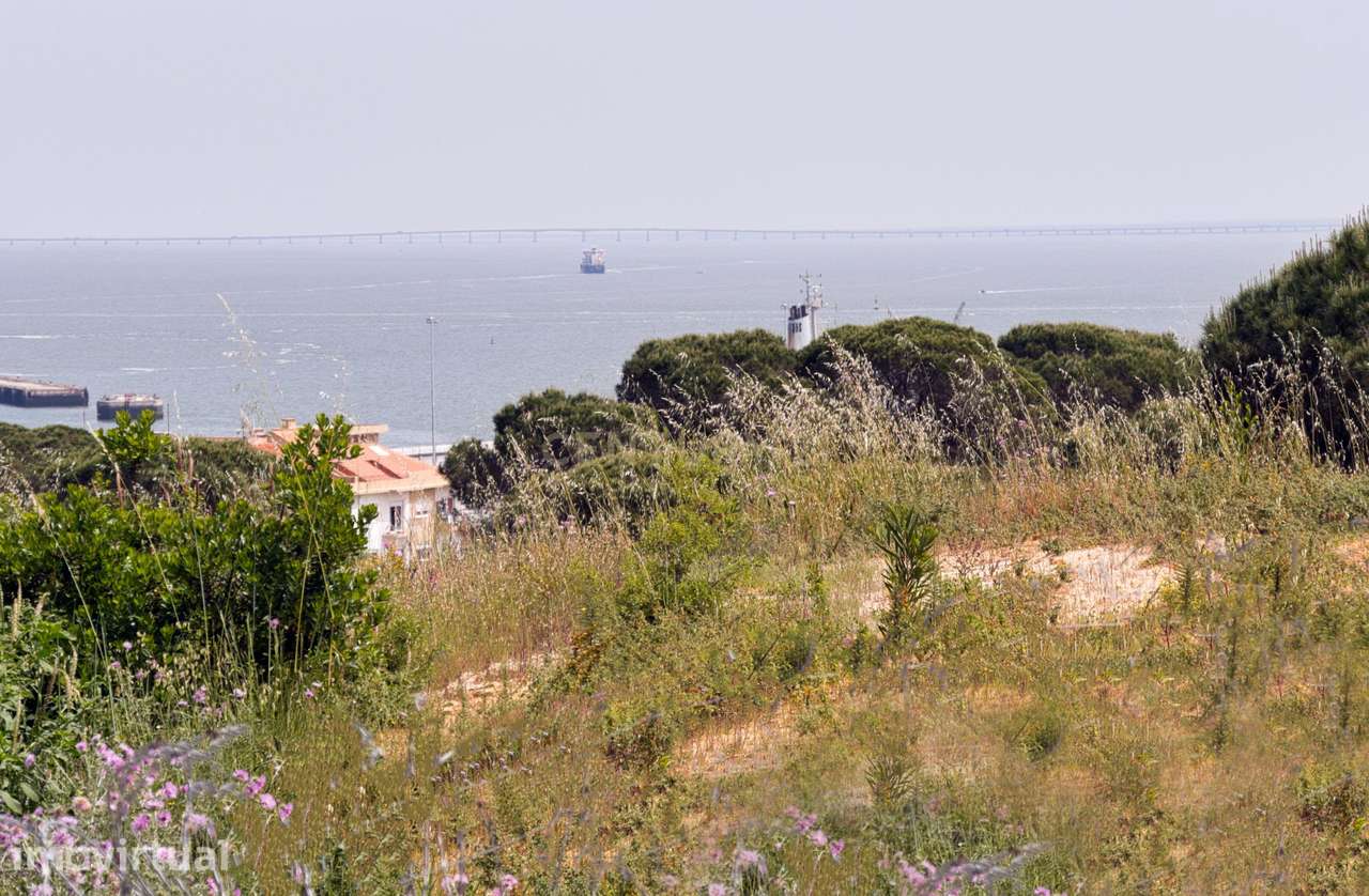 Vende apartamento T3 com vista Rio Tejo - Cova da Piedade - Grande imagem: 5/21